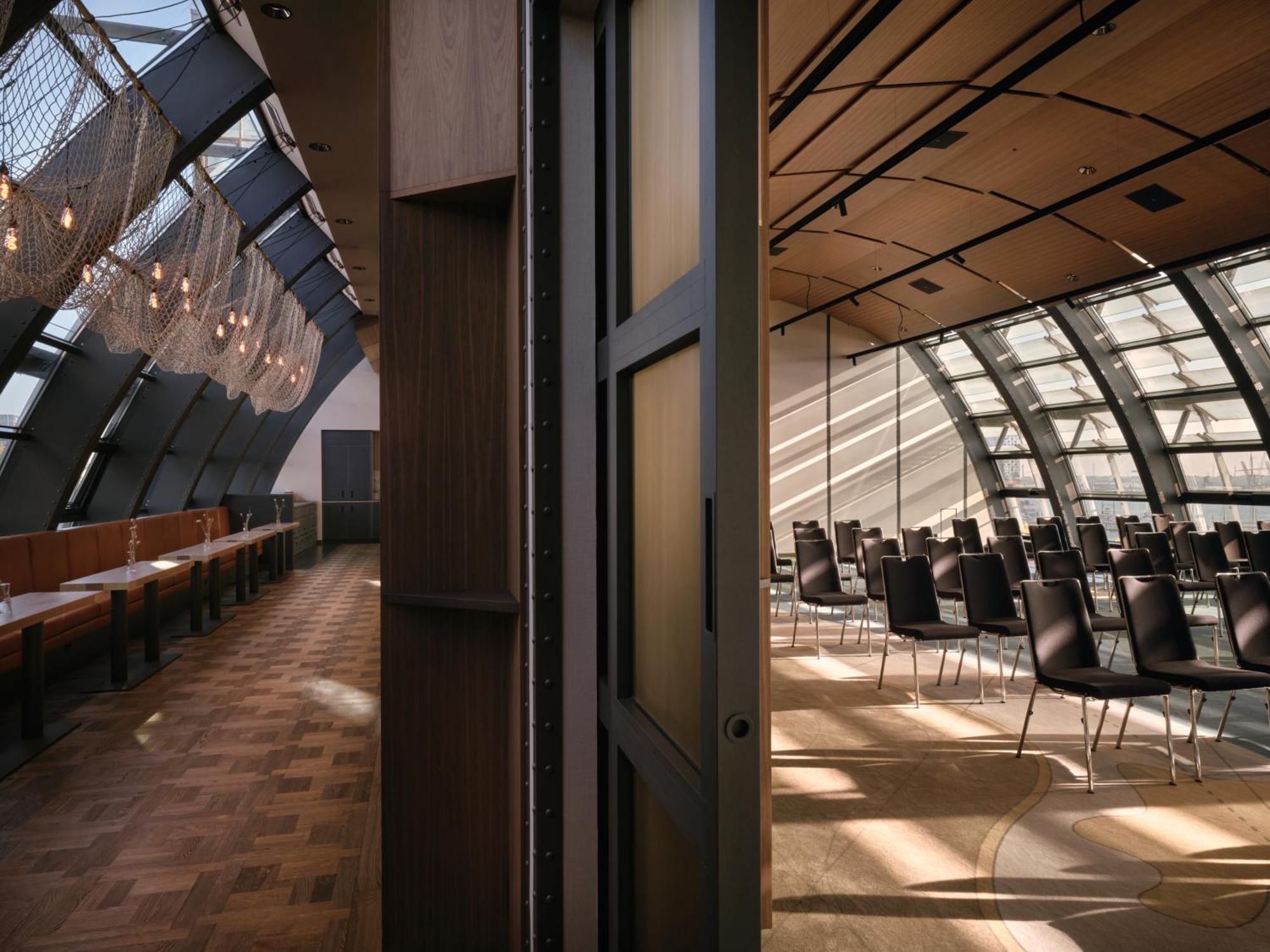 Hotel Hafen Хамбург Екстериор снимка