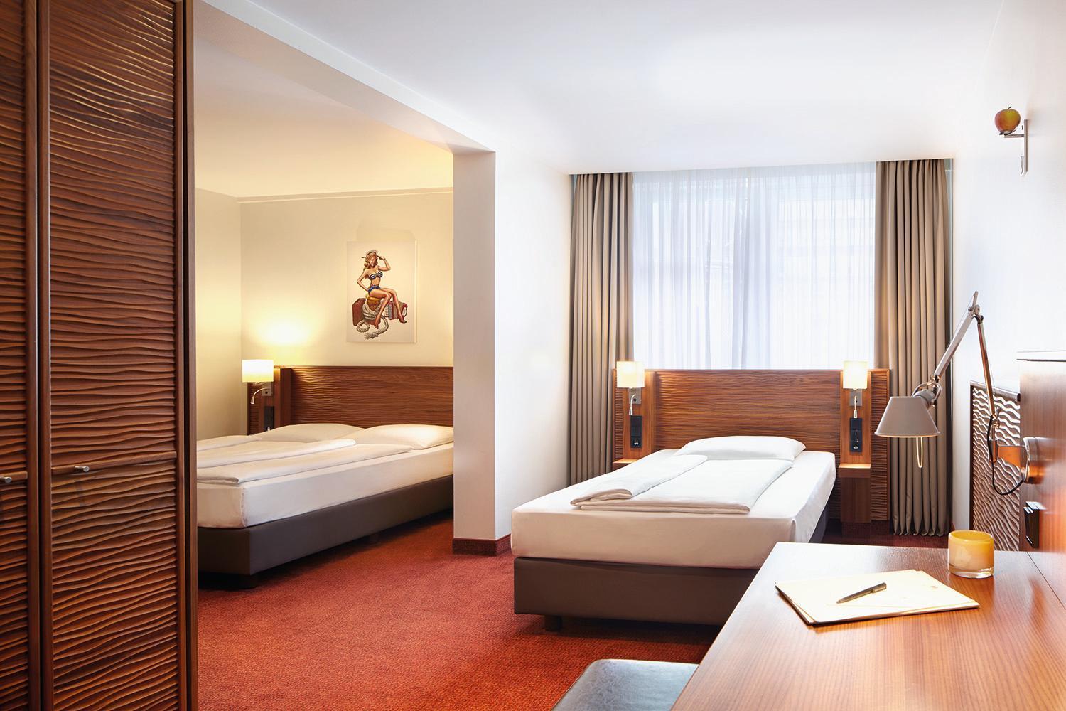Hotel Hafen Хамбург Екстериор снимка
