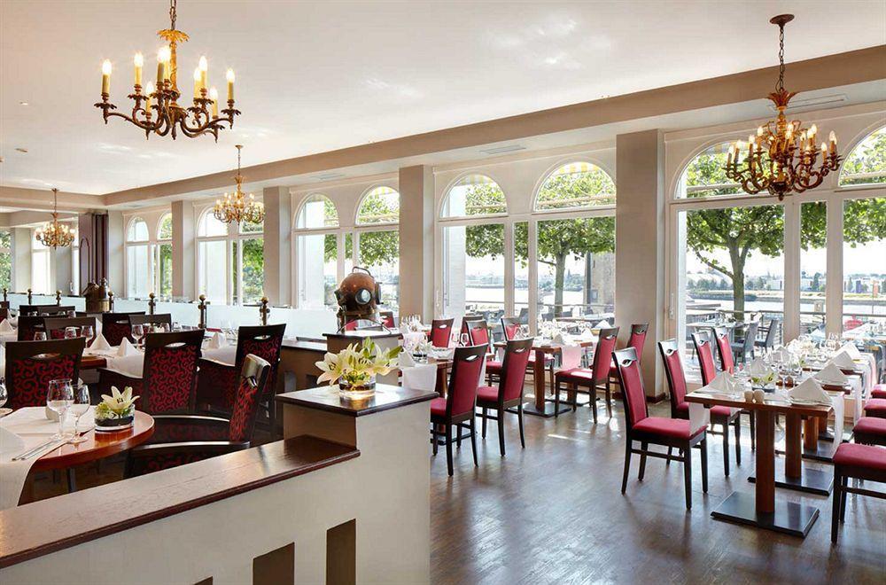 Hotel Hafen Хамбург Екстериор снимка