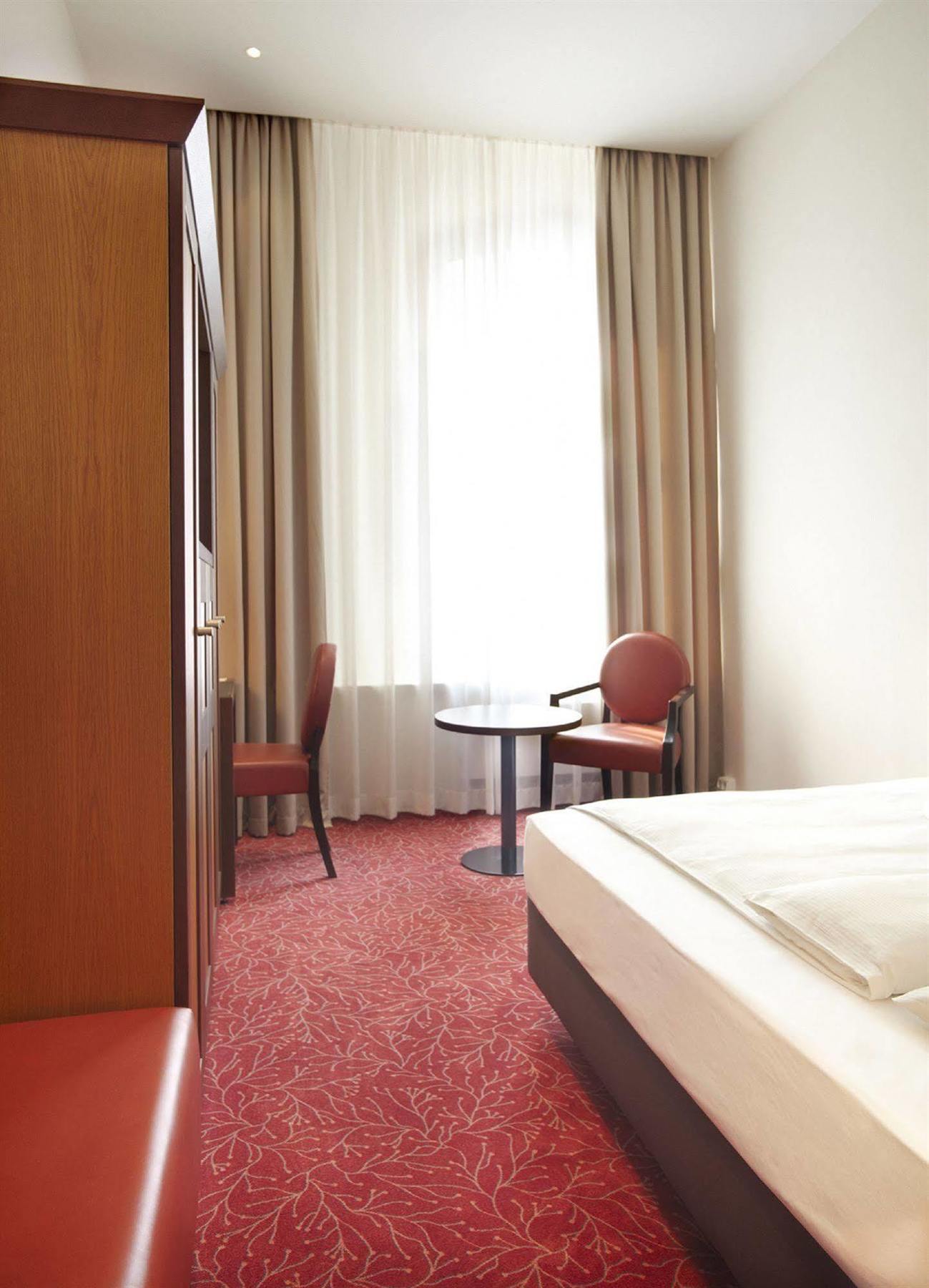 Hotel Hafen Хамбург Стая снимка