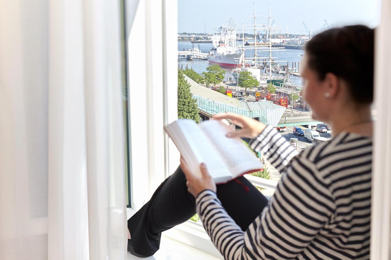 Hotel Hafen Хамбург Екстериор снимка